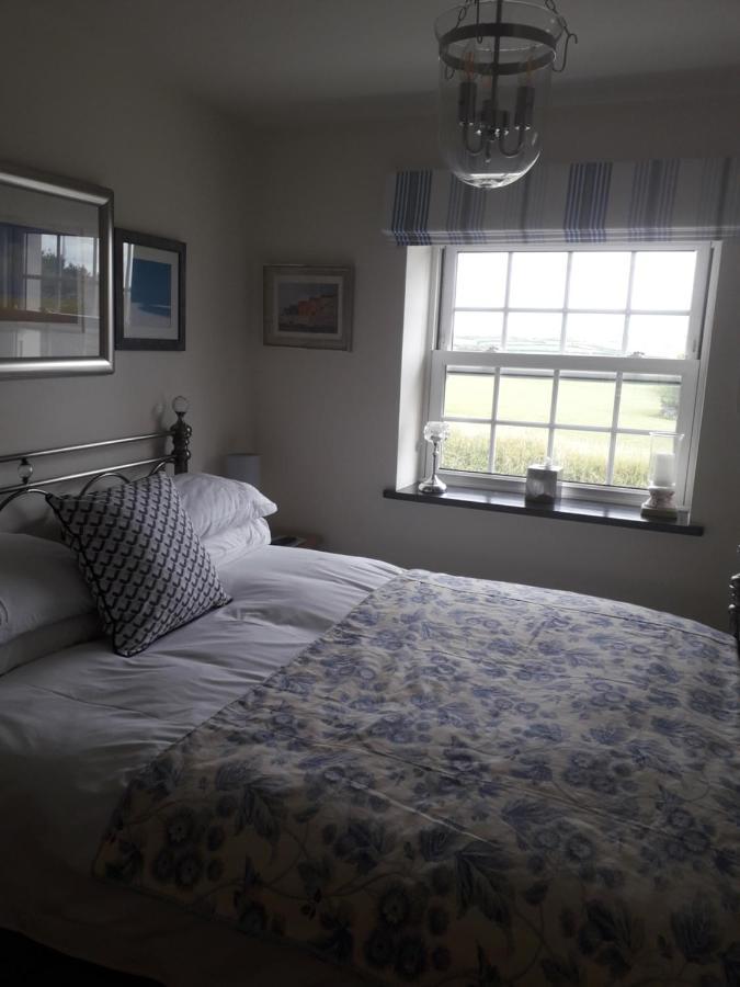 Melorne Farm Bed & Breakfast คาเมลฟอร์ด ภายนอก รูปภาพ