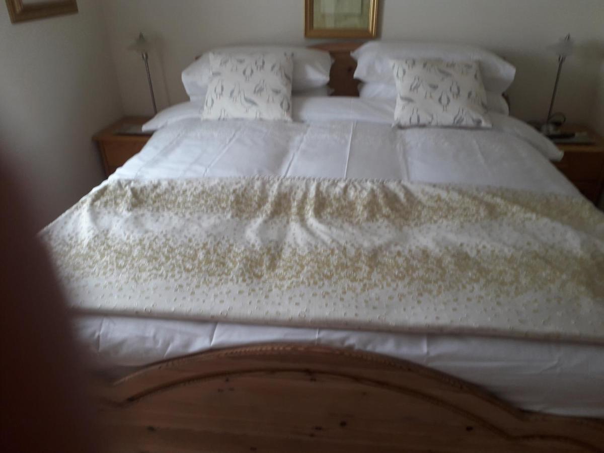 Melorne Farm Bed & Breakfast คาเมลฟอร์ด ภายนอก รูปภาพ