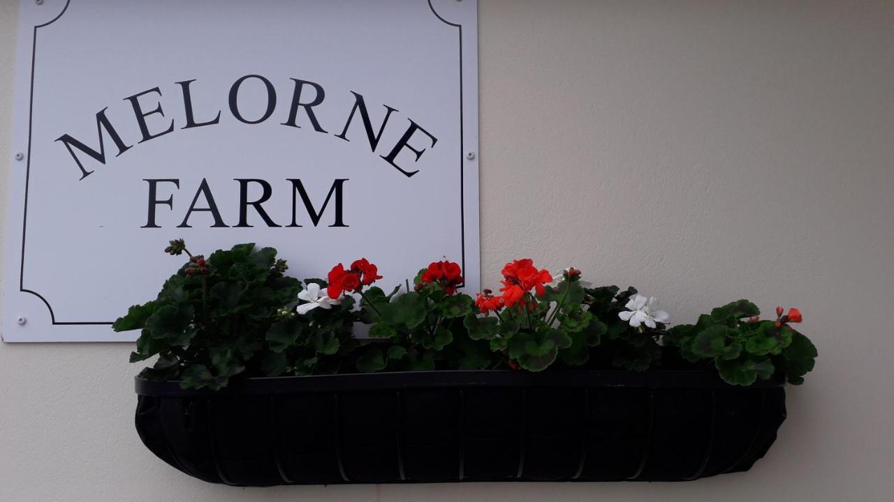 Melorne Farm Bed & Breakfast คาเมลฟอร์ด ภายนอก รูปภาพ