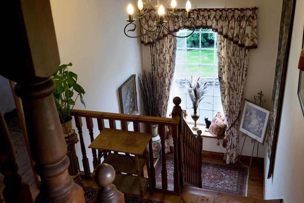 Melorne Farm Bed & Breakfast คาเมลฟอร์ด ภายนอก รูปภาพ