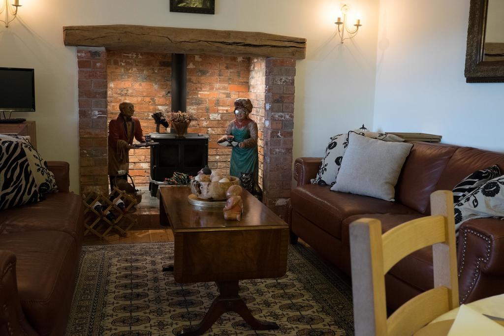 Melorne Farm Bed & Breakfast คาเมลฟอร์ด ภายนอก รูปภาพ