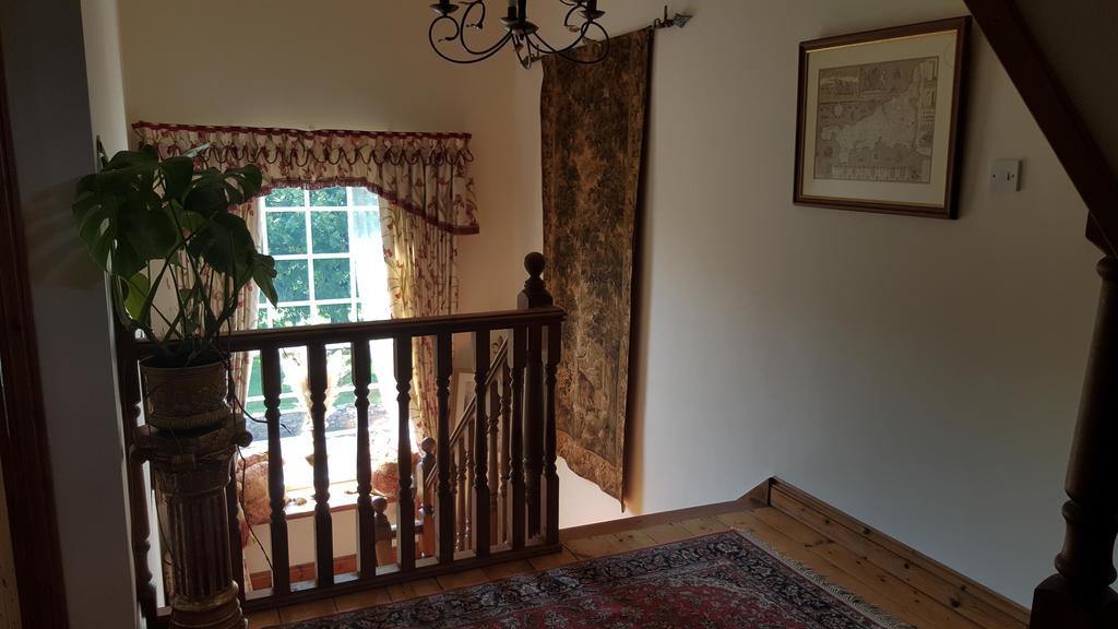 Melorne Farm Bed & Breakfast คาเมลฟอร์ด ภายนอก รูปภาพ