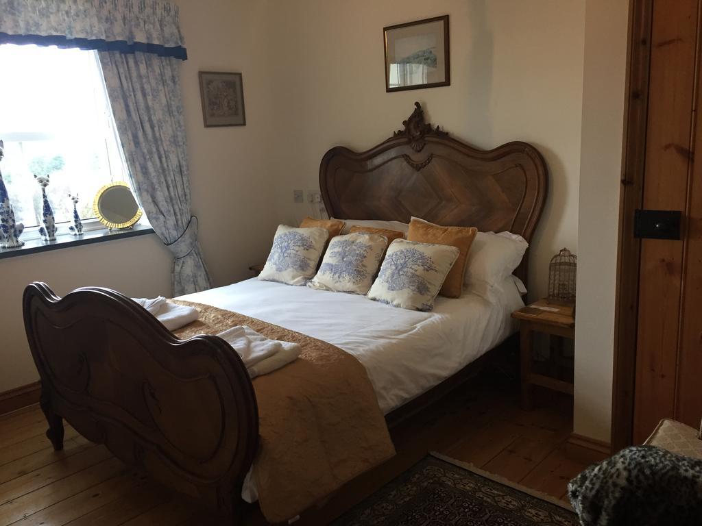 Melorne Farm Bed & Breakfast คาเมลฟอร์ด ภายนอก รูปภาพ