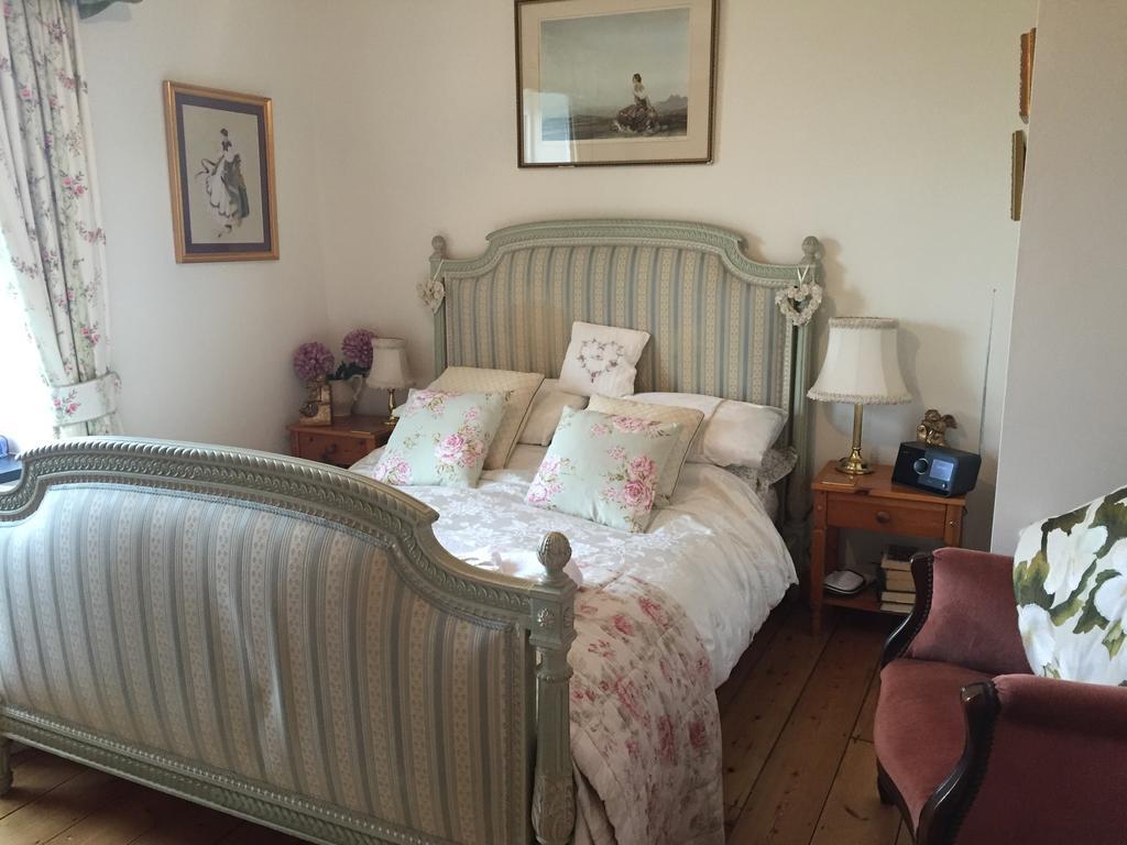 Melorne Farm Bed & Breakfast คาเมลฟอร์ด ห้อง รูปภาพ