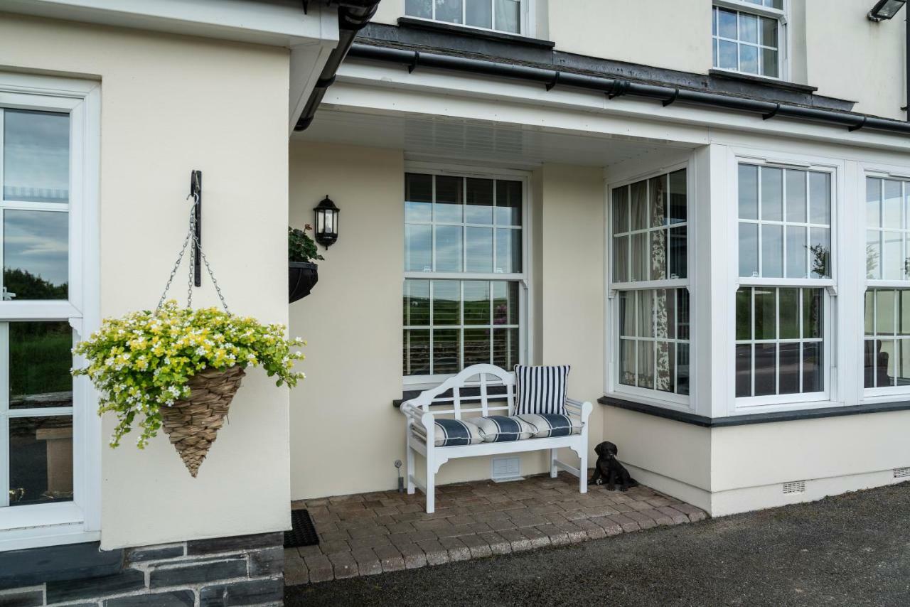 Melorne Farm Bed & Breakfast คาเมลฟอร์ด ภายนอก รูปภาพ